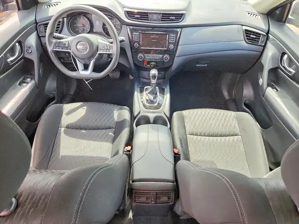 KNMAT2MVXJP588737 2018 NISSAN ROGUE - Image 8