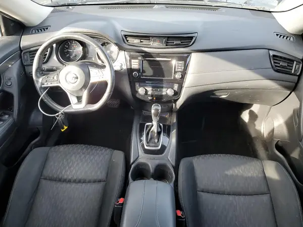 KNMAT2MVXJP591363 2018 NISSAN ROGUE - Image 8