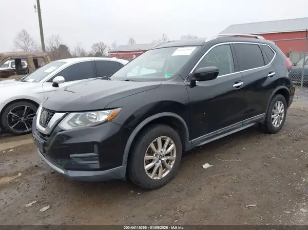 KNMAT2MVXJP595333 2018 NISSAN ROGUE - Image 2