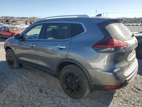 KNMAT2MVXJP597311 2018 NISSAN ROGUE - Image 2