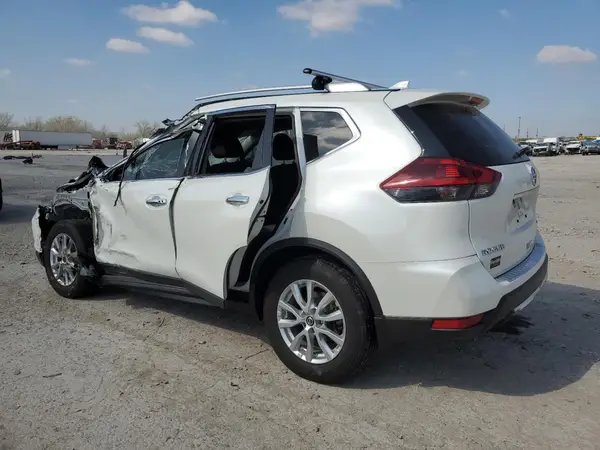 KNMAT2MVXJP597373 2018 NISSAN ROGUE - Image 2