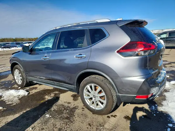 KNMAT2MVXJP597700 2018 NISSAN ROGUE - Image 2