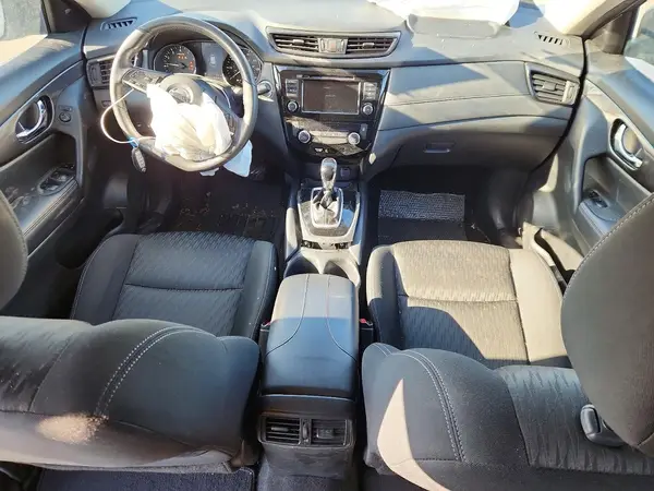 KNMAT2MVXJP597700 2018 NISSAN ROGUE - Image 8