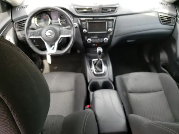 KNMAT2MVXJP598040 2018 NISSAN ROGUE - Image 8