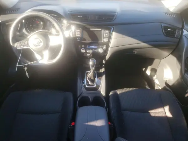 KNMAT2MVXJP602099 2018 NISSAN ROGUE - Image 8
