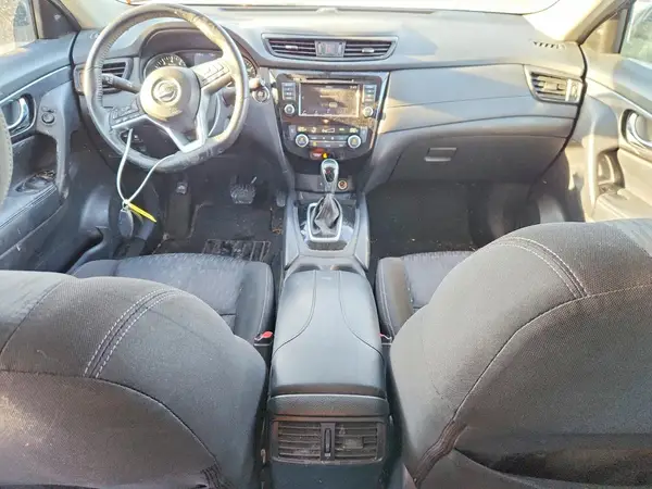 KNMAT2MVXJP606816 2018 NISSAN ROGUE - Image 8