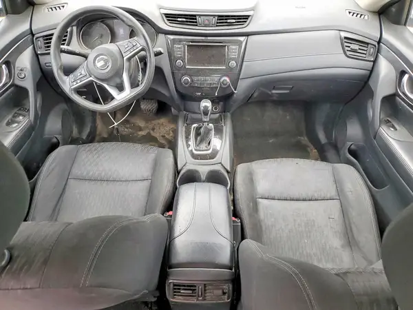 KNMAT2MVXJP607917 2018 NISSAN ROGUE - Image 8