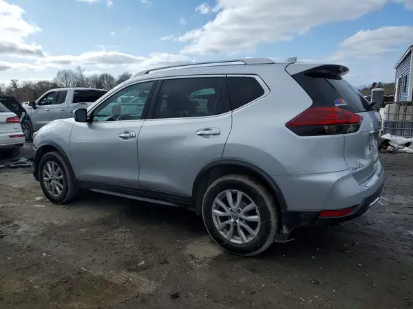 KNMAT2MVXJP609389 2018 NISSAN ROGUE - Image 2