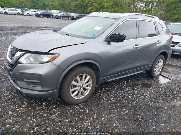 KNMAT2MVXJP618464 2018 NISSAN ROGUE - Image 2