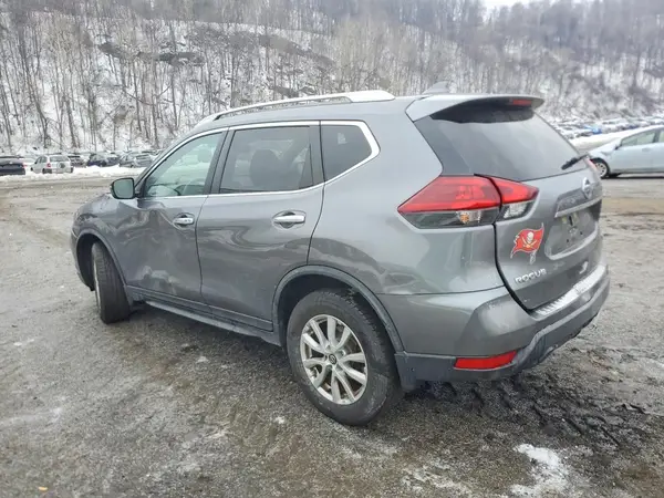 KNMAT2MVXJP619517 2018 NISSAN ROGUE - Image 2
