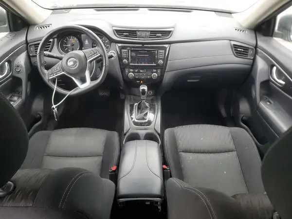 KNMAT2MVXJP619517 2018 NISSAN ROGUE - Image 8