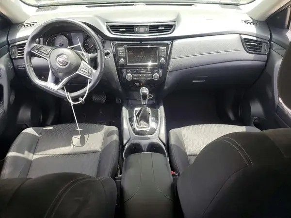 KNMAT2MVXJP620067 2018 NISSAN ROGUE - Image 8