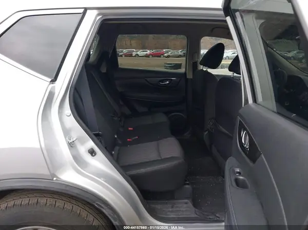 KNMAT2MVXKP504689 2019 NISSAN ROGUE - Image 8
