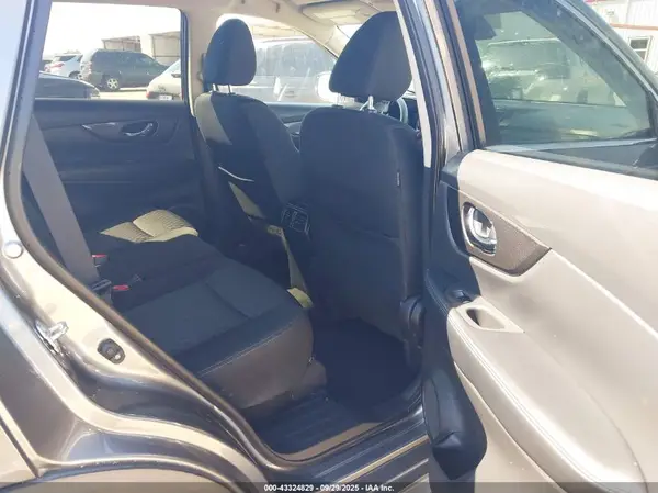 KNMAT2MVXKP505681 2019 NISSAN ROGUE - Image 8