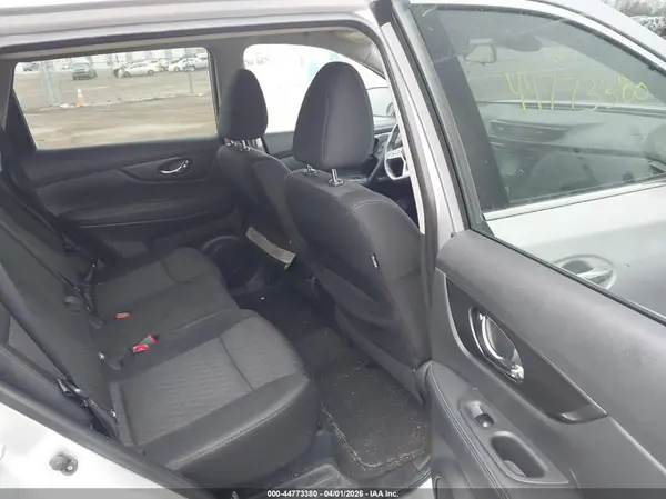 KNMAT2MVXKP524523 2019 NISSAN ROGUE - Image 8