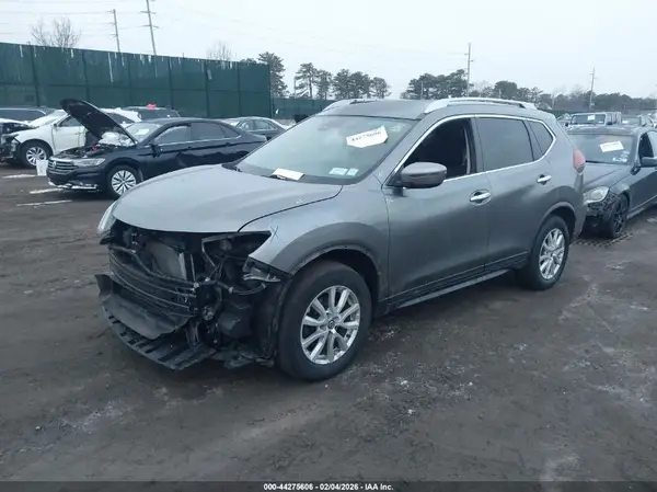 KNMAT2MVXKP533285 2019 NISSAN ROGUE - Image 2