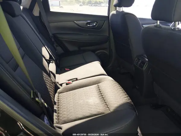 KNMAT2MVXKP546098 2019 NISSAN ROGUE - Image 8