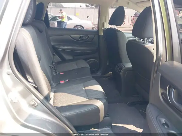 KNMAT2MVXLP516987 2020 NISSAN ROGUE - Image 8