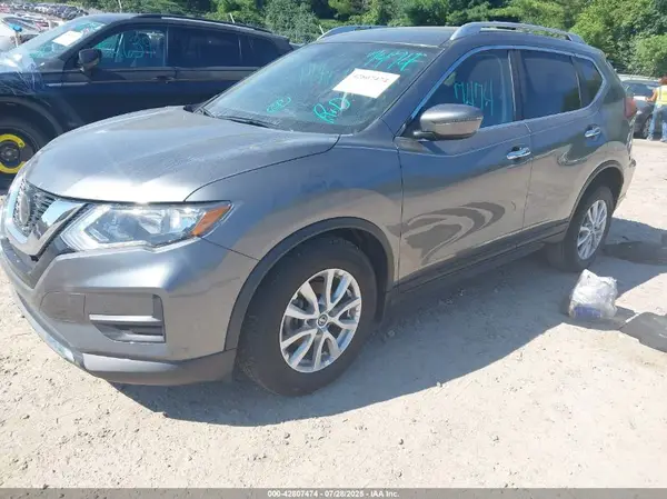 KNMAT2MVXLP521557 2020 NISSAN ROGUE - Image 2