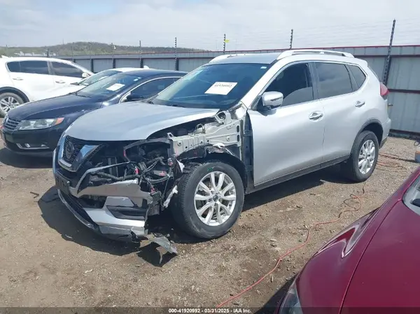 KNMAT2MVXLP526810 2020 NISSAN ROGUE - Image 2