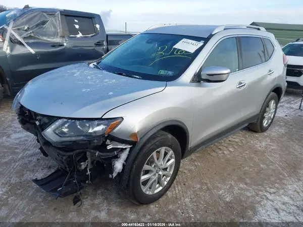 KNMAT2MVXLP542165 2020 NISSAN ROGUE - Image 2