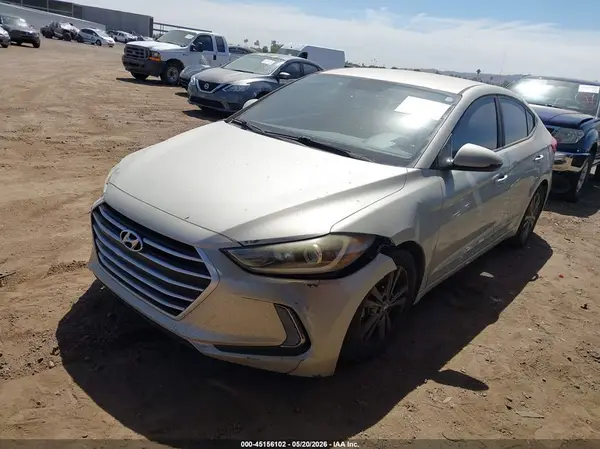 KNPD84LF8HH041332 2017 HYUNDAI ELANTRA - Image 2