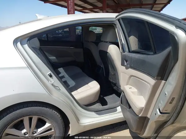 KNPD84LF8HH041332 2017 HYUNDAI ELANTRA - Image 8