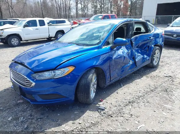 LOT-1-44747588 2018 FORD FUSION - Image 2