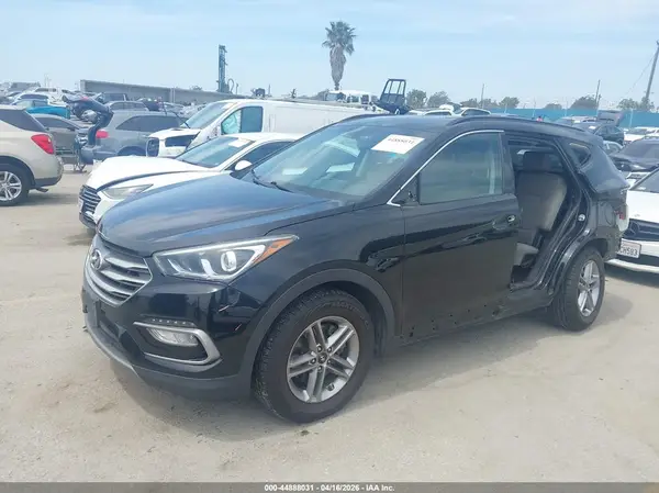 LOT-1-44888031 2018 HYUNDAI SANTA FE - Image 2