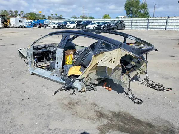 LOT-3-42067916 2018 TESLA MODEL 3 - Image 2