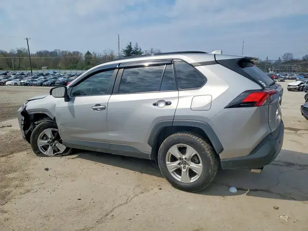 LOT-3-46862896 2019 TOYOTA RAV 4 - Image 2