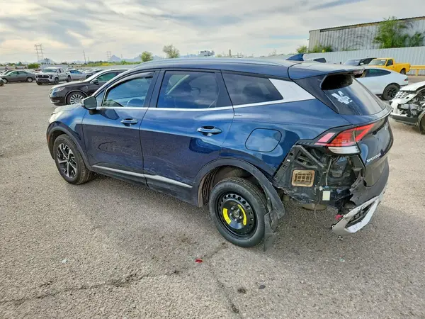 LOT-3-48700596 2023 KIA SPORTAGE - Image 2