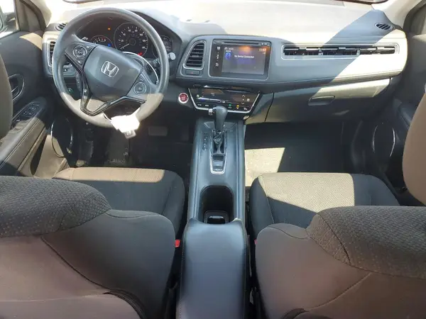 LOT-3-49073246 2018 HONDA HR-V - Image 8