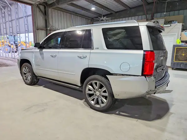 LOT-3-50660606 2016 CHEVROLET TAHOE - Image 2