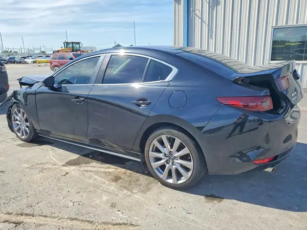 LOT-3-50671706 2020 MAZDA 3 - Image 2