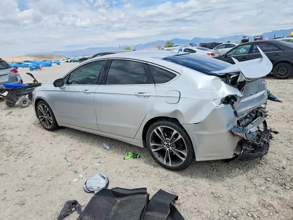 LOT-3-52556166 2019 FORD FUSION - Image 2