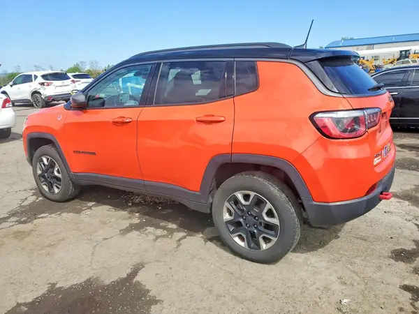 LOT-3-52741336 2018 JEEP COMPASS - Image 2