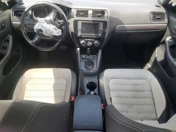 LOT-3-57259756 2016 VOLKSWAGEN JETTA - Image 8