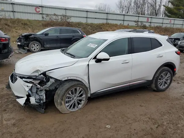 LRBAZLR40ND162405 2022 BUICK ENVISION - Image 1