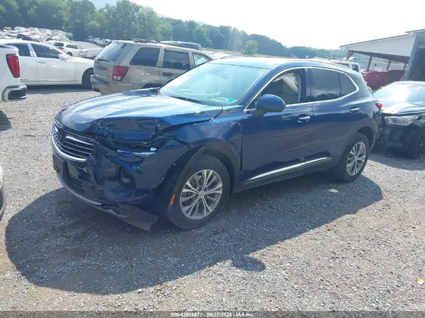 LRBAZLR40PD032627 2023 BUICK ENVISION - Image 2