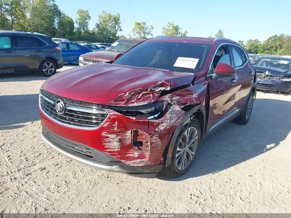 LRBAZLR41PD061599 2023 BUICK ENVISION - Image 2