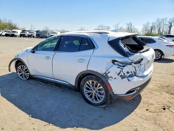 LRBAZLR42ND049524 2022 BUICK ENVISION - Image 2