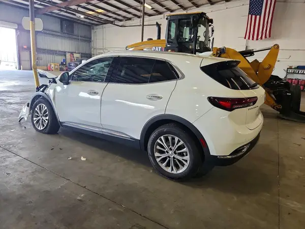 LRBAZLR42ND136808 2022 BUICK ENVISION - Image 2