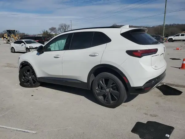 LRBAZLR42PD030457 2023 BUICK ENVISION - Image 2