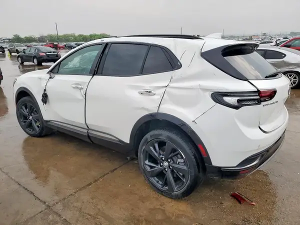 LRBAZLR42PD031320 2023 BUICK ENVISION - Image 2