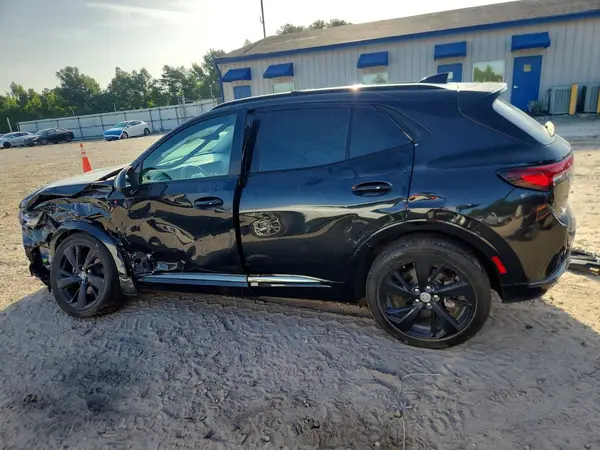 LRBAZLR42PD037988 2023 BUICK ENVISION - Image 2