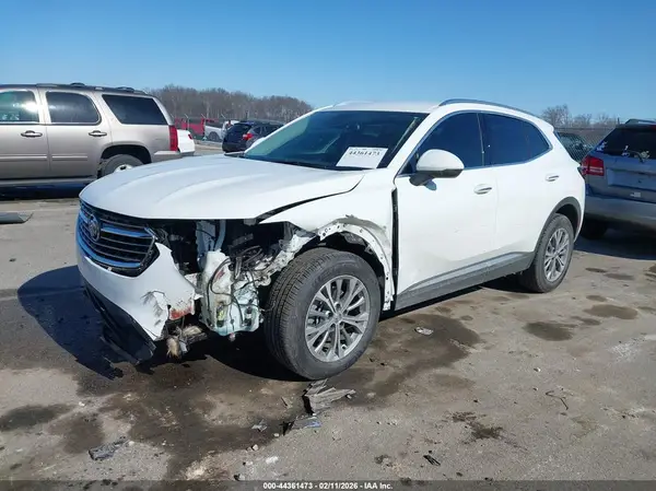 LRBAZLR43ND165086 2022 BUICK ENVISION - Image 2