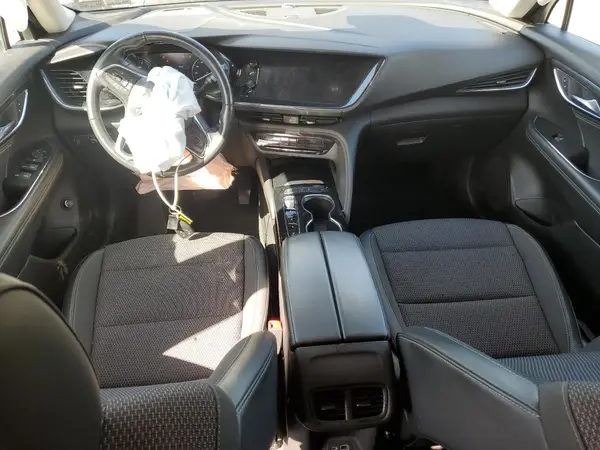 LRBAZLR44ND135563 2022 BUICK ENVISION - Image 8