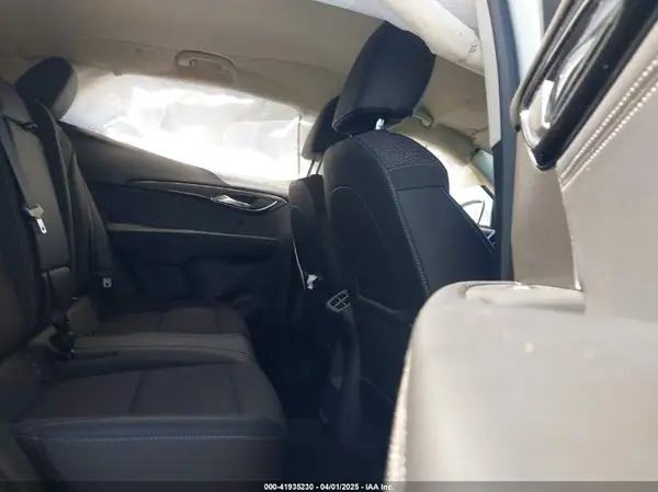 LRBAZLR44ND137510 2022 BUICK ENVISION - Image 8