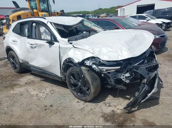 LRBAZLR44PD074430 2023 BUICK ENVISION - Image 1